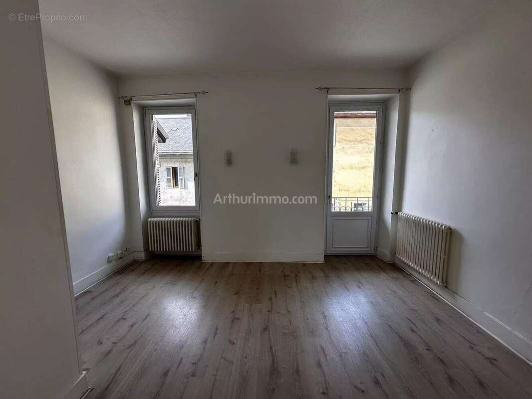 Appartement à ALBENS