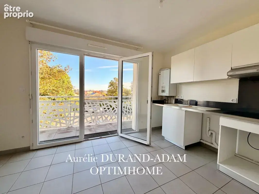 Appartement à COLOMBELLES