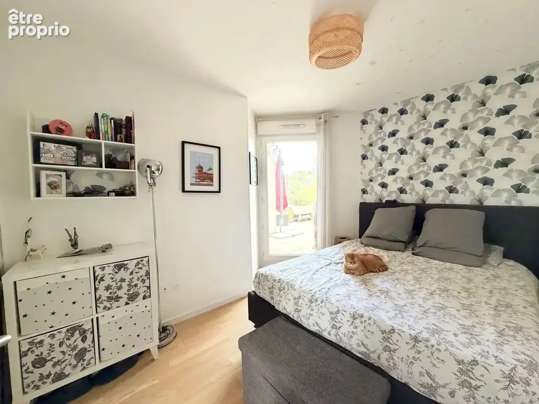 T3, Avec terrasse de 23m², exposé SUD - photo 5