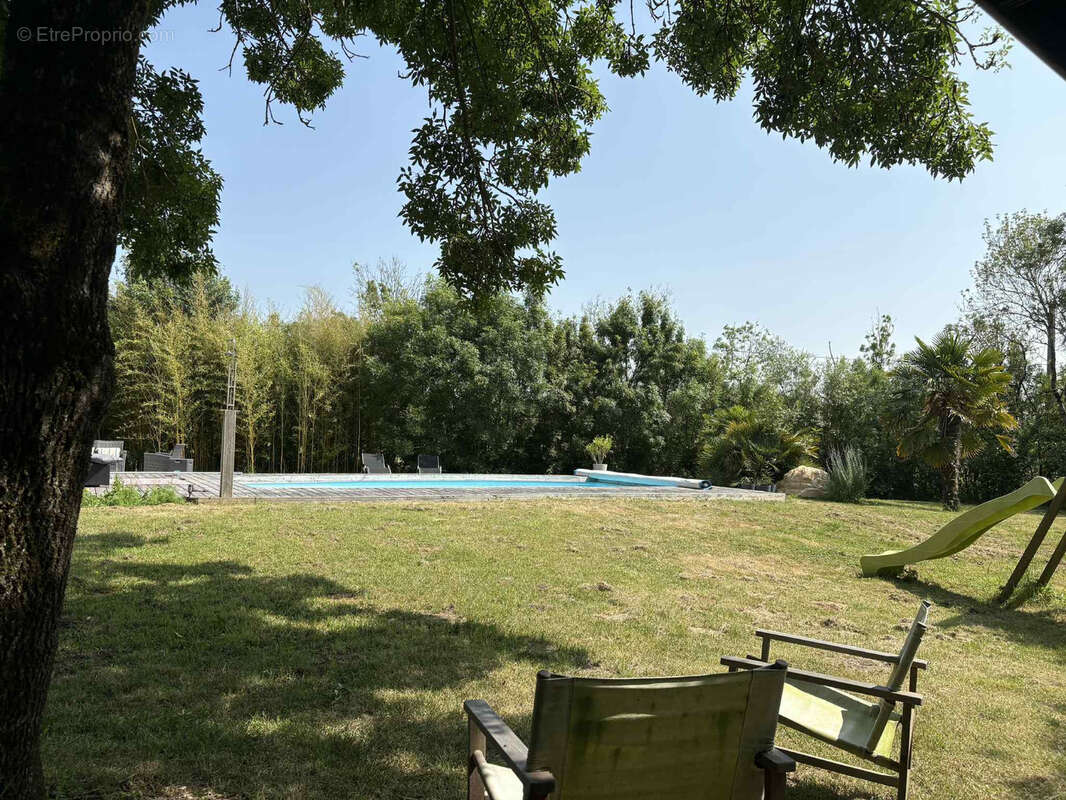 Maison à NALLIERS