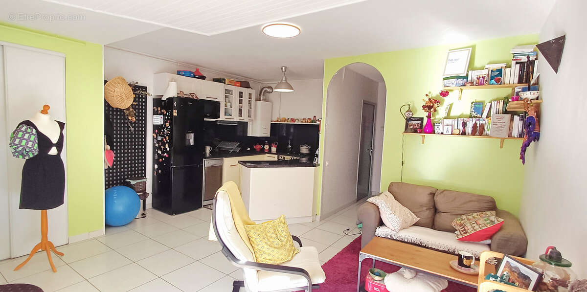 Appartement à SAINT-MARTIN-D'HERES