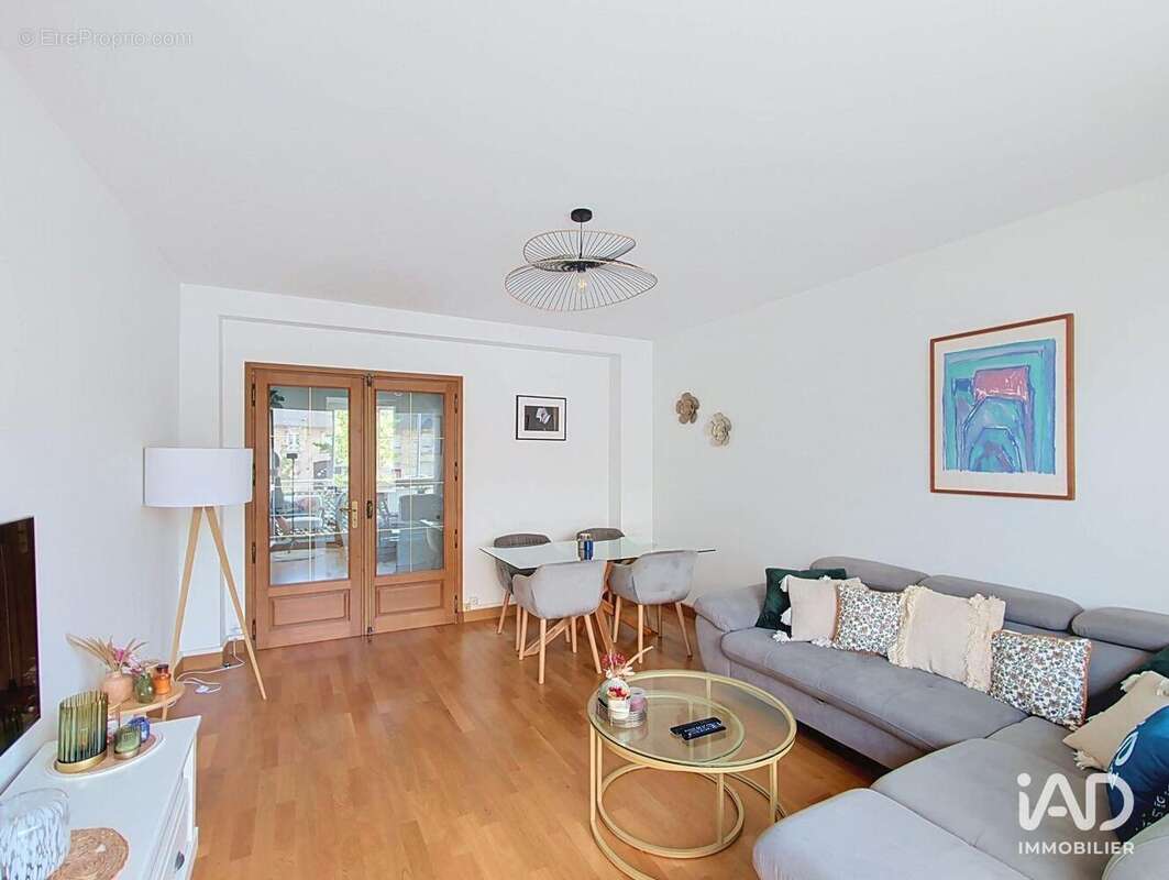 Appartement 62 m² à Caen  - photo 4