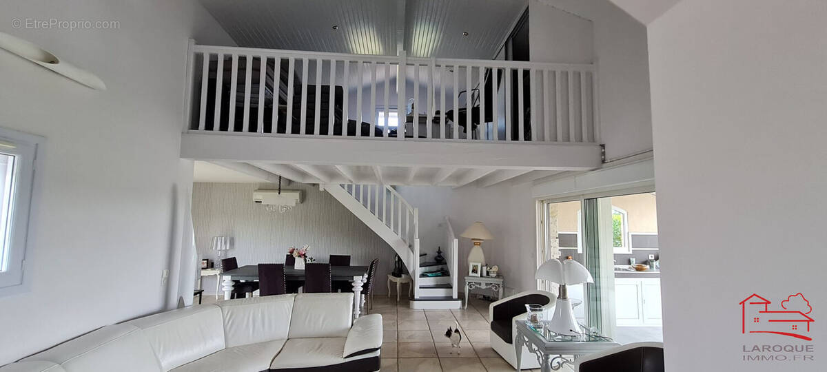 Maison à LAROQUE-TIMBAUT