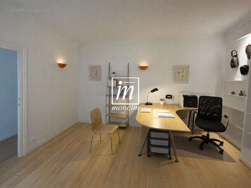 Appartement à PARIS-8E