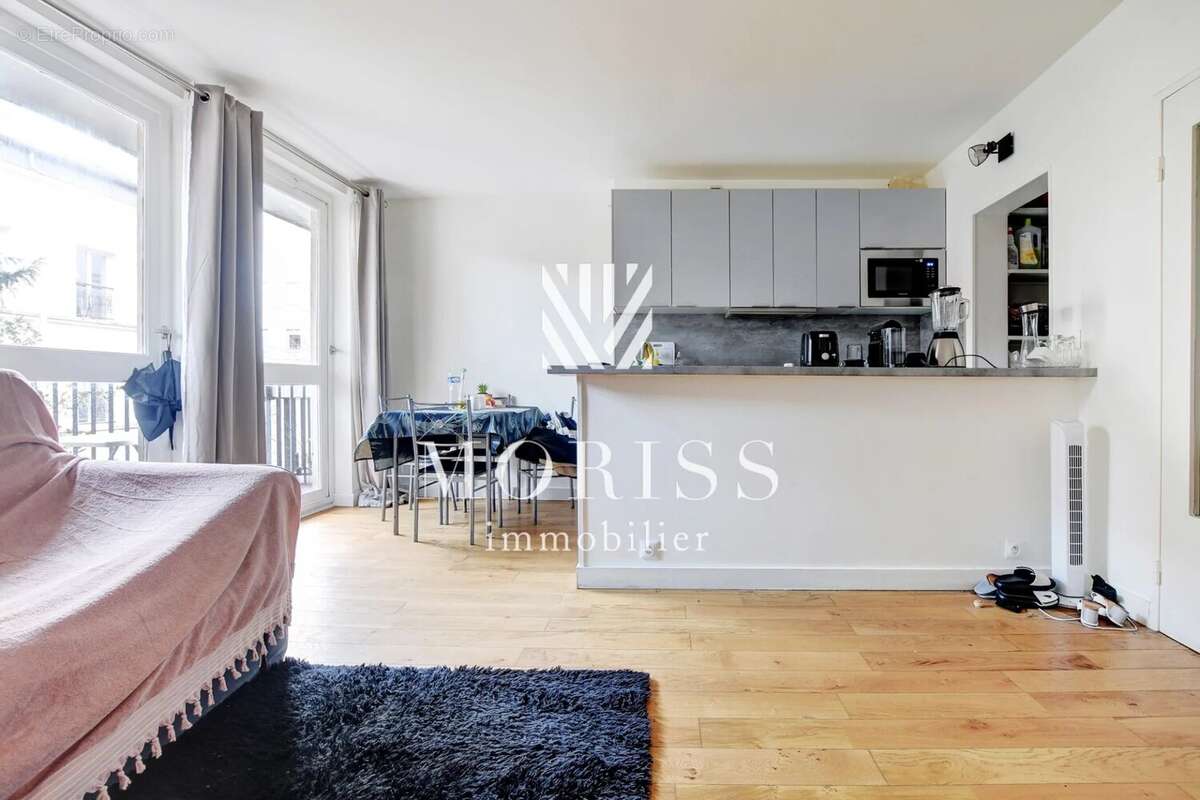 Appartement à PARIS-18E