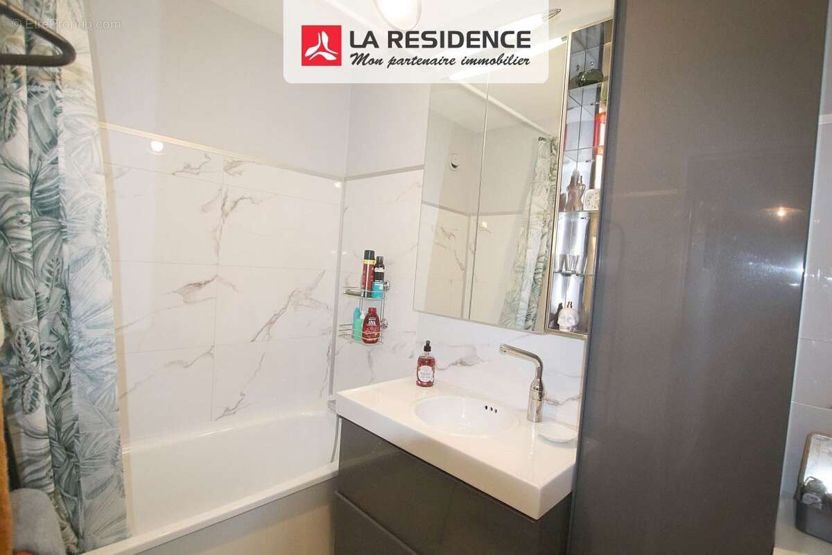 Appartement à ELANCOURT