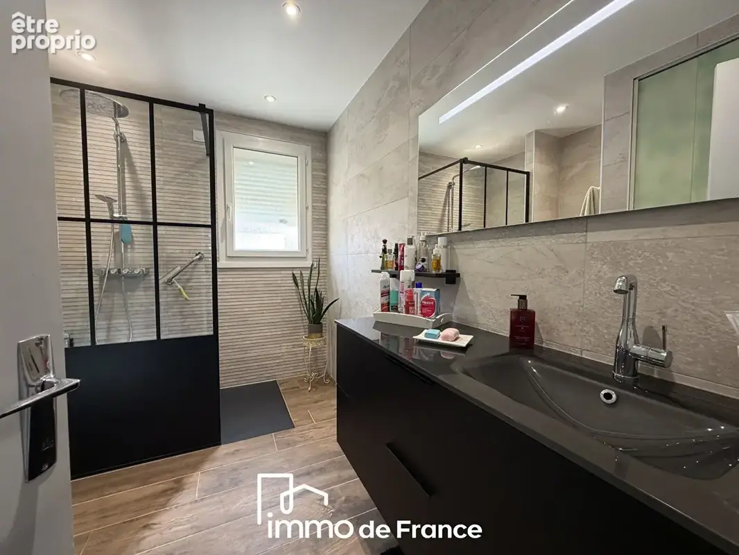 Grande Maison familiale Type 8 avec jardin et piscine - photo 10