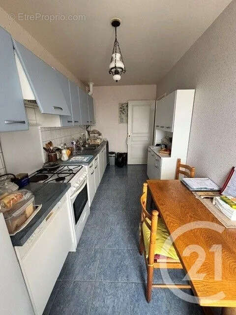 Appartement 70 m² à Saint-Quentin  - photo 3