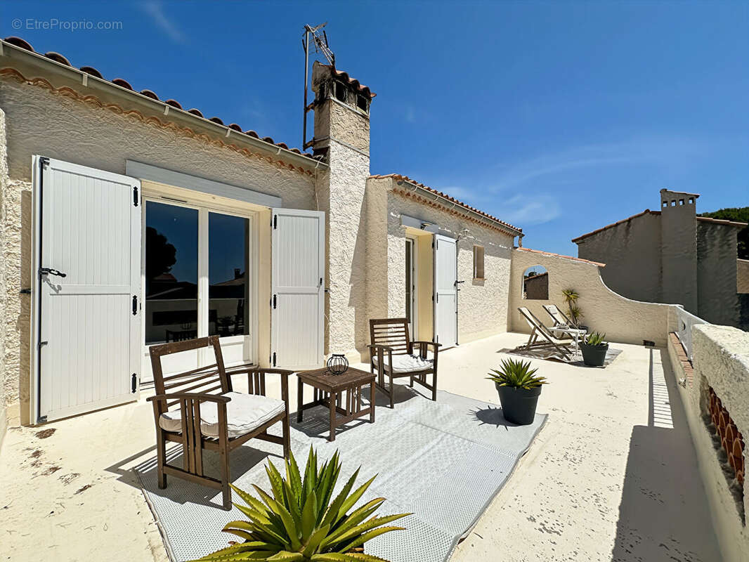 Maison à SAUSSET-LES-PINS