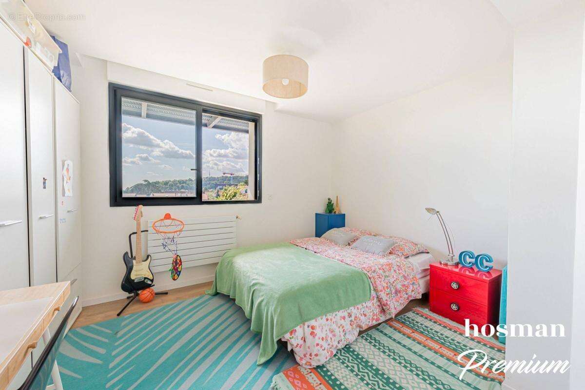 Maison à LE PLESSIS-ROBINSON