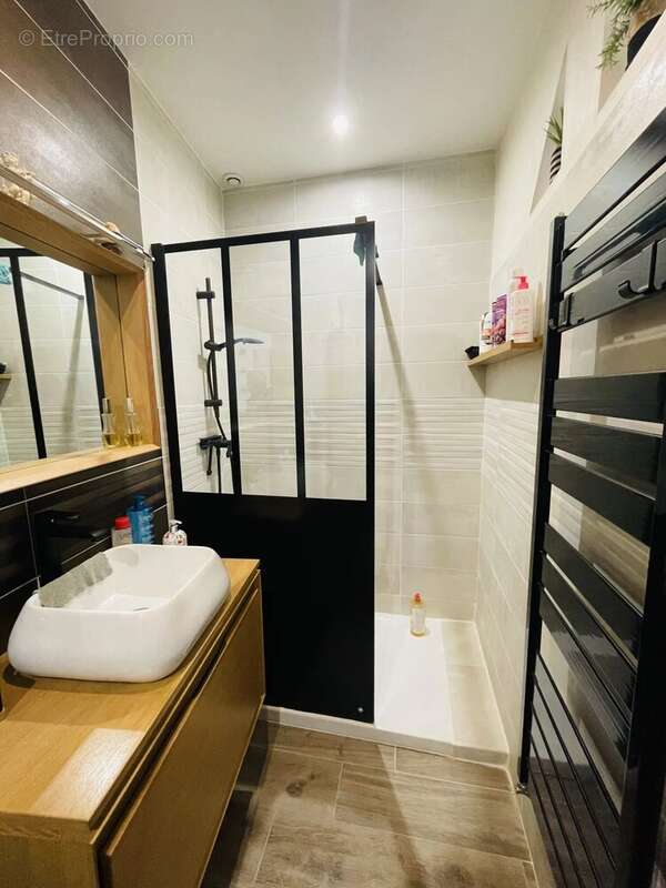 Appartement à L&#039;ESCARENE