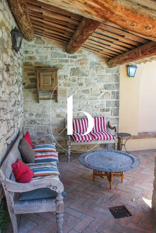 Maison à GOUDARGUES
