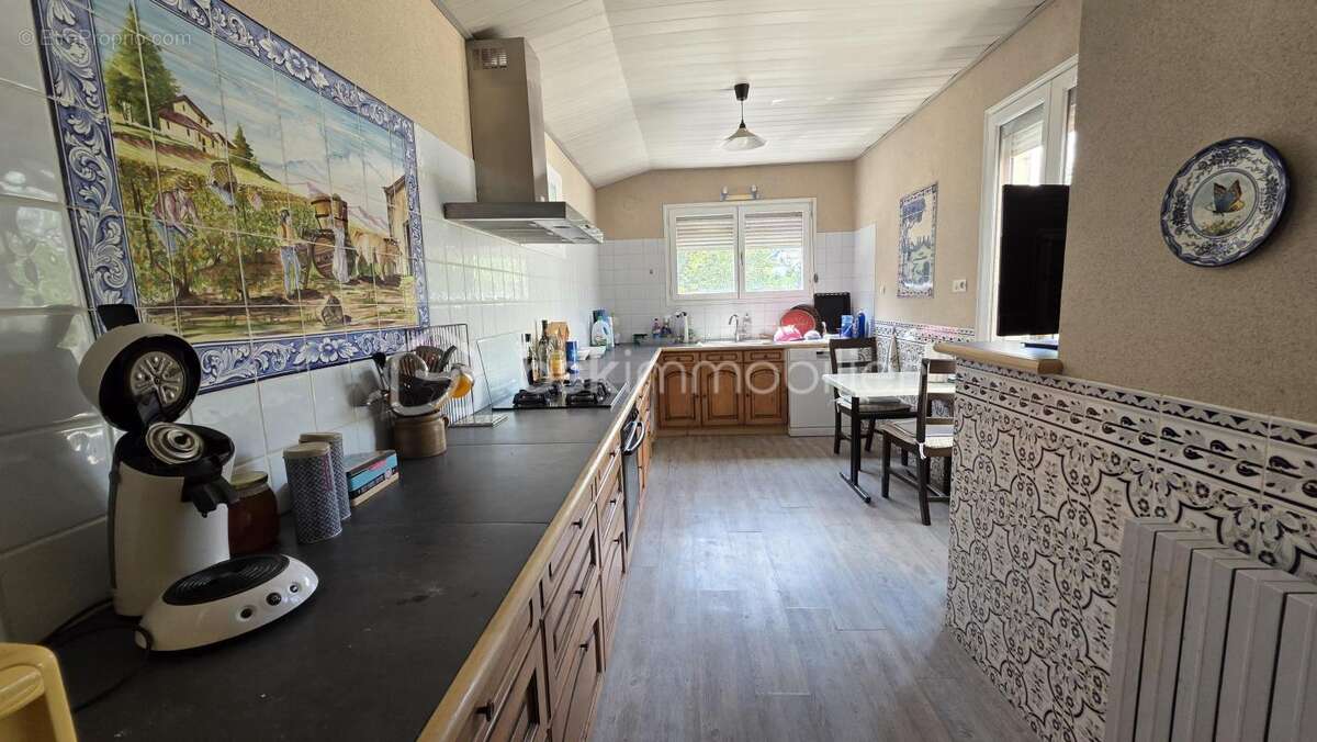 Maison à VARENNES-JARCY