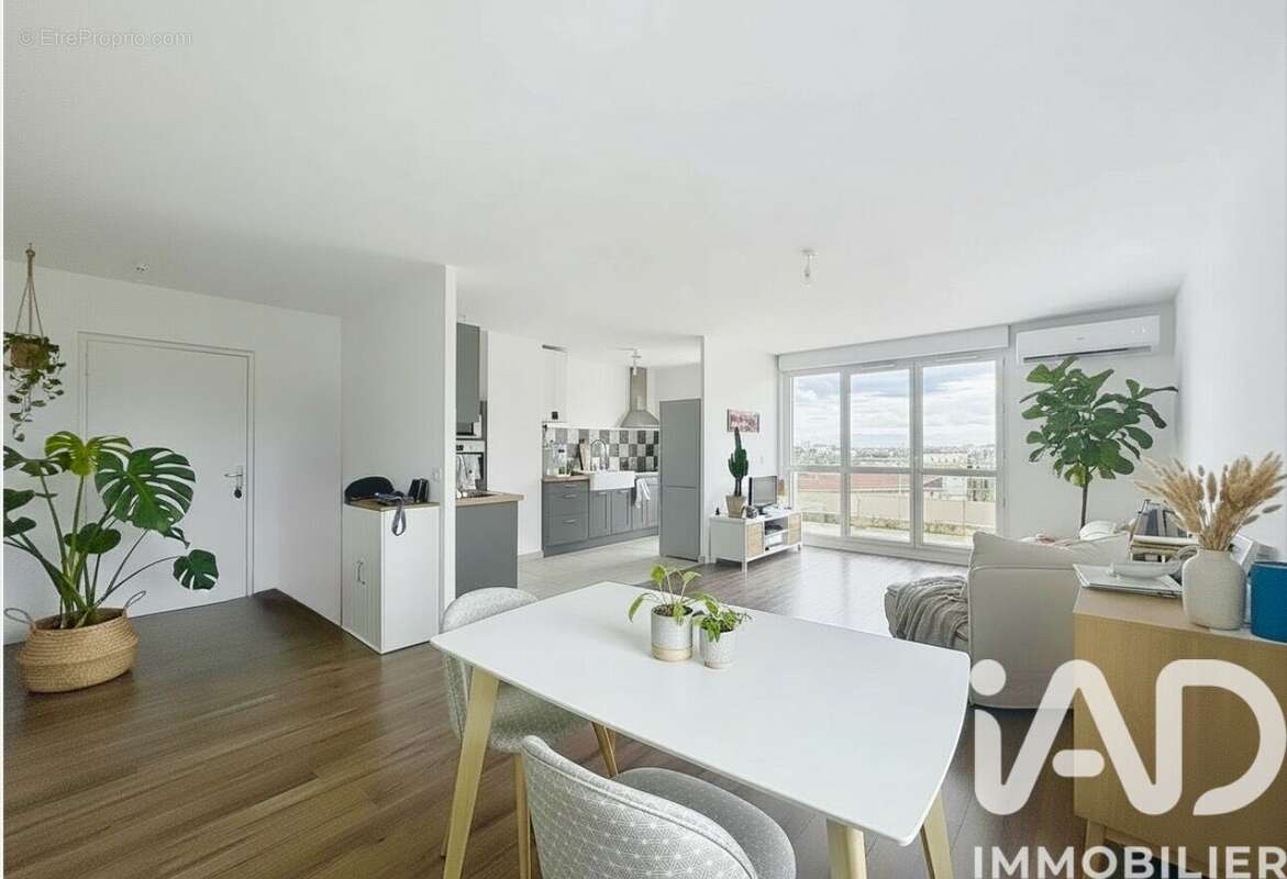 Photo 1 - Appartement à MARSEILLE-13E