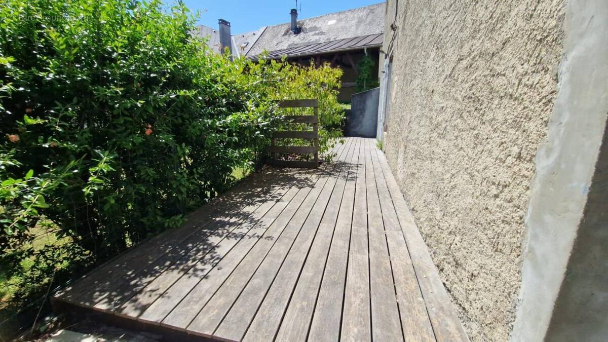 Appartement à ALBENS