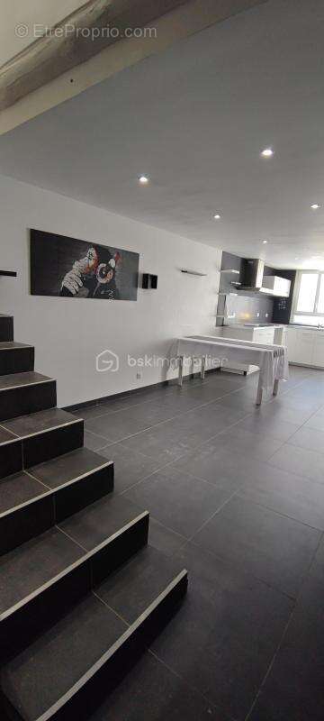 Maison T3 mezzanine 74 m2  tout à pied sans travaux - photo 4