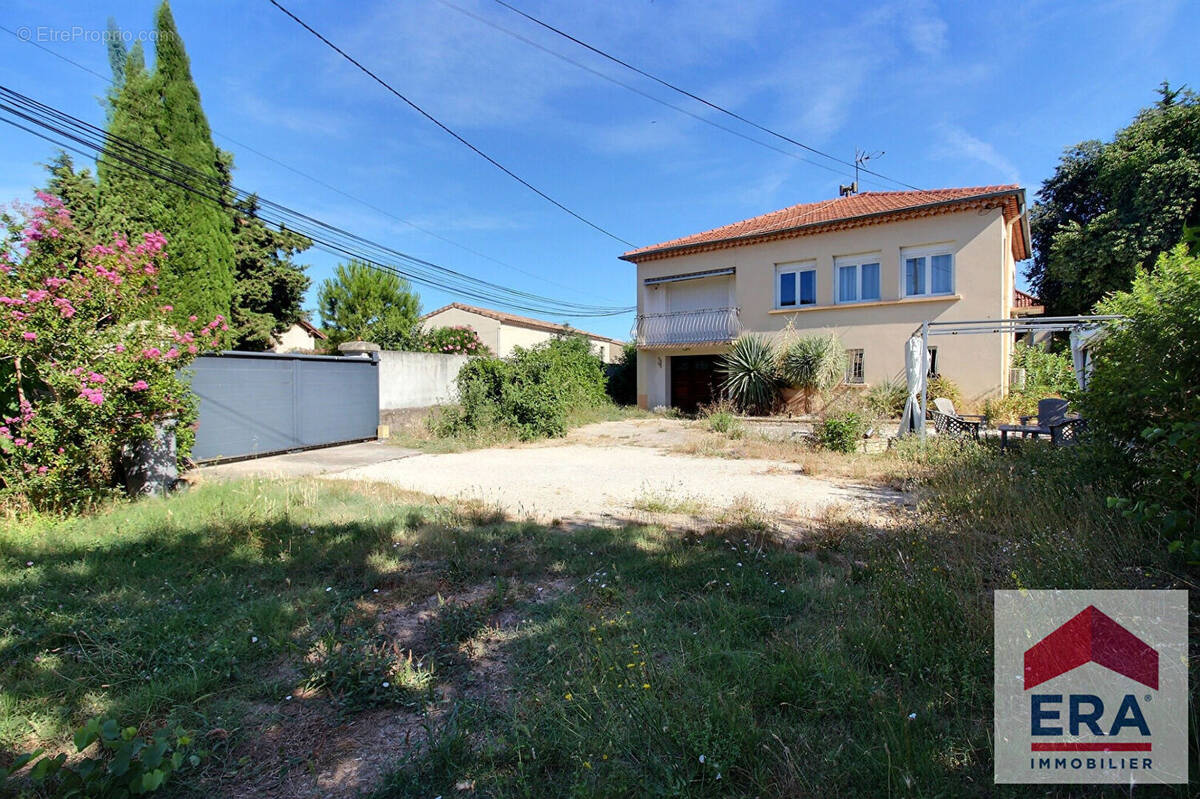 Maison à BOLLENE