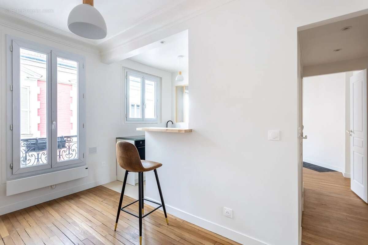 Appartement à LEVALLOIS-PERRET