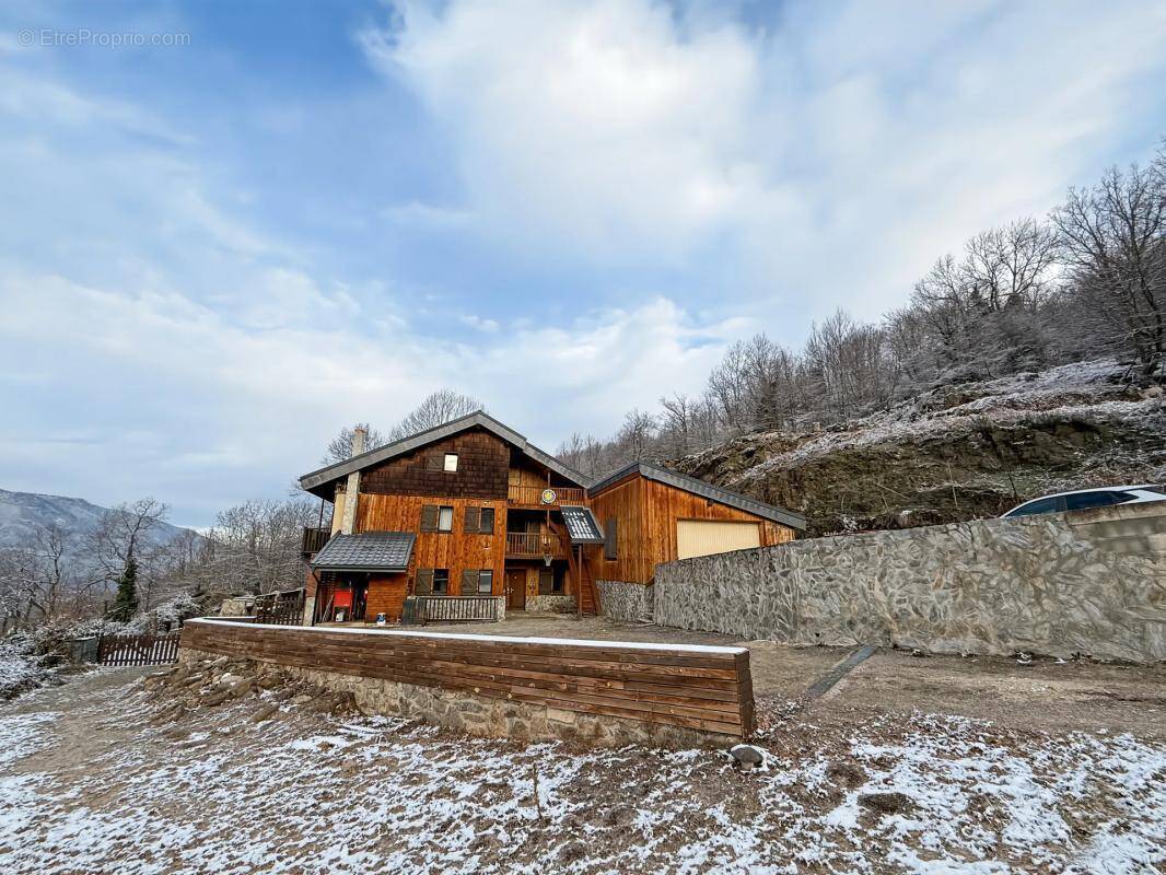 Maison à AX-LES-THERMES