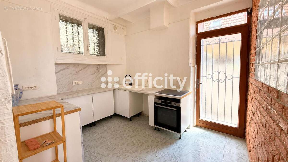 Maison 51 m² à Grasse  - photo 6
