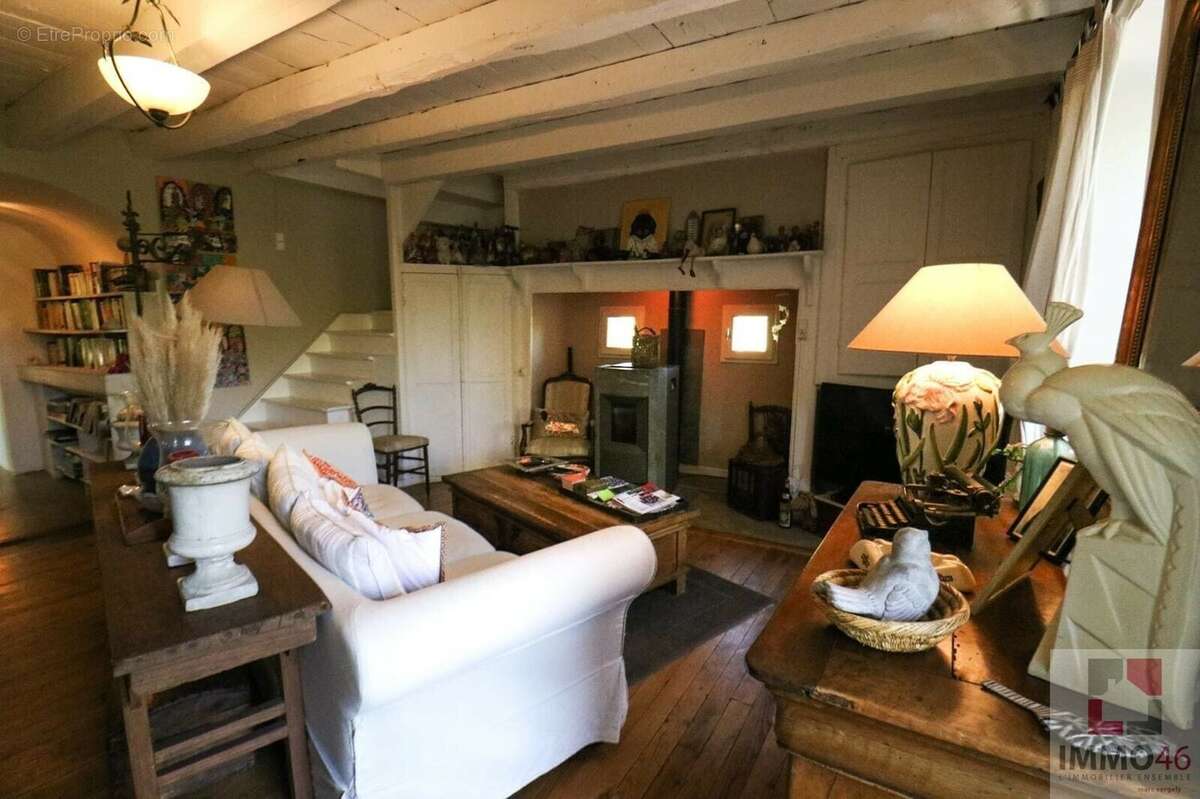 Maison à THEGRA