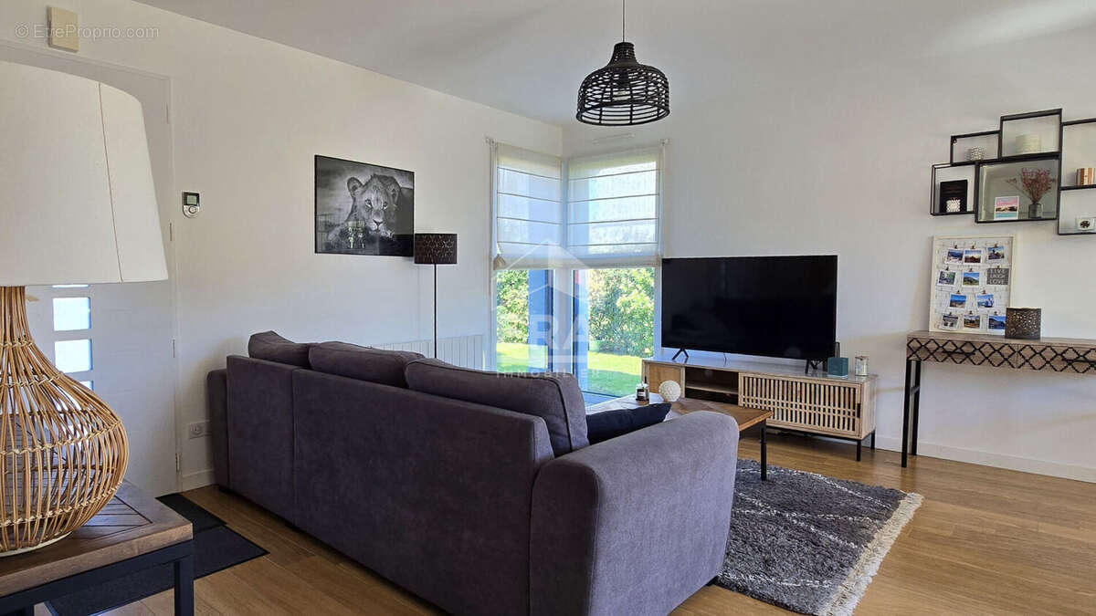 Maison à VARENGEVILLE-SUR-MER