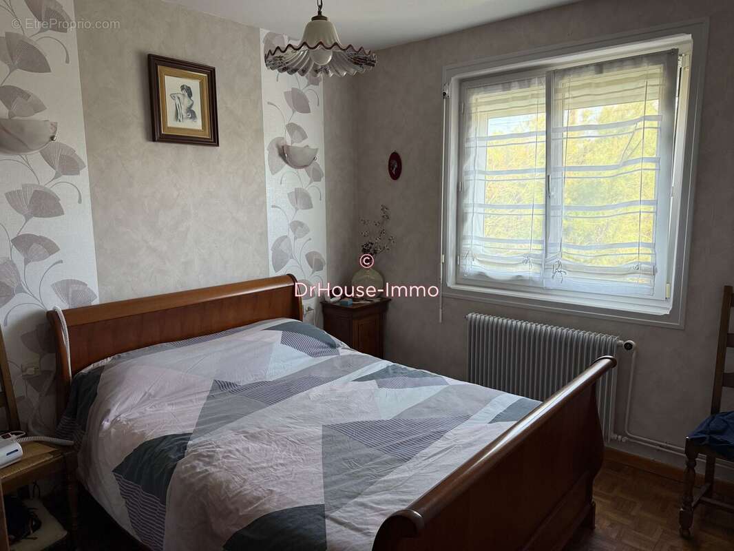 Maison à THURE