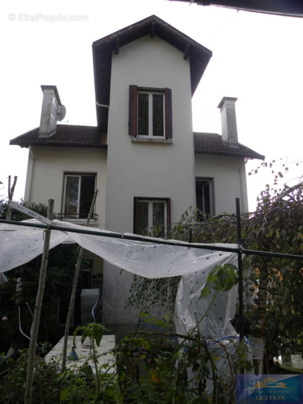 Maison à LOURDES