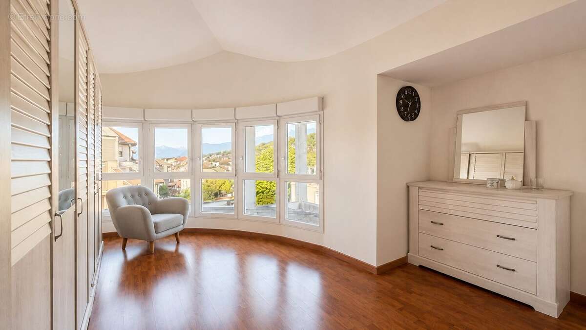 Appartement 168 m² à Evian-Les-Bains  - photo 3