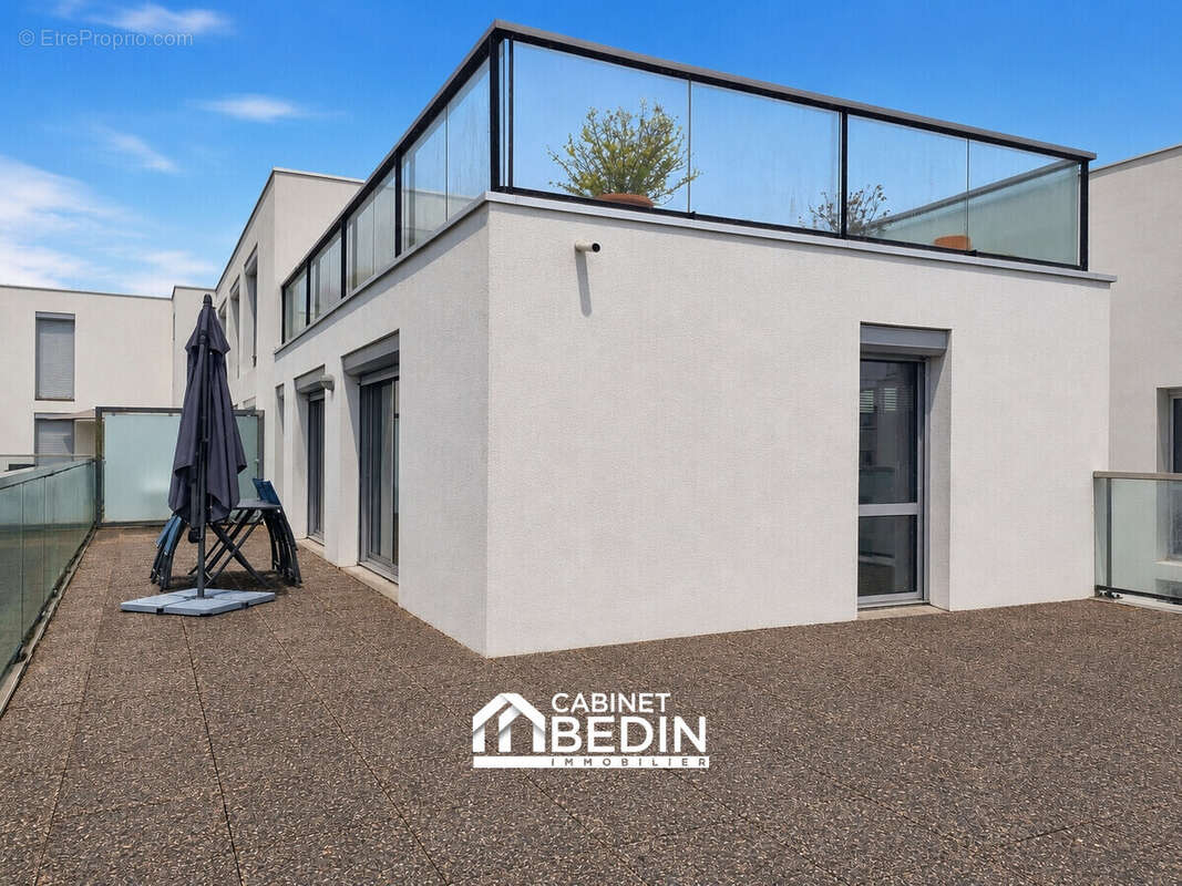 Appartement 57 m² à Bordeaux  - photo 2