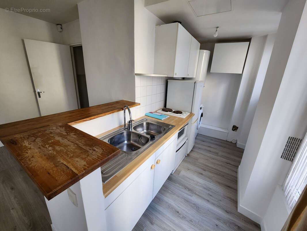 Appartement à PARIS-20E