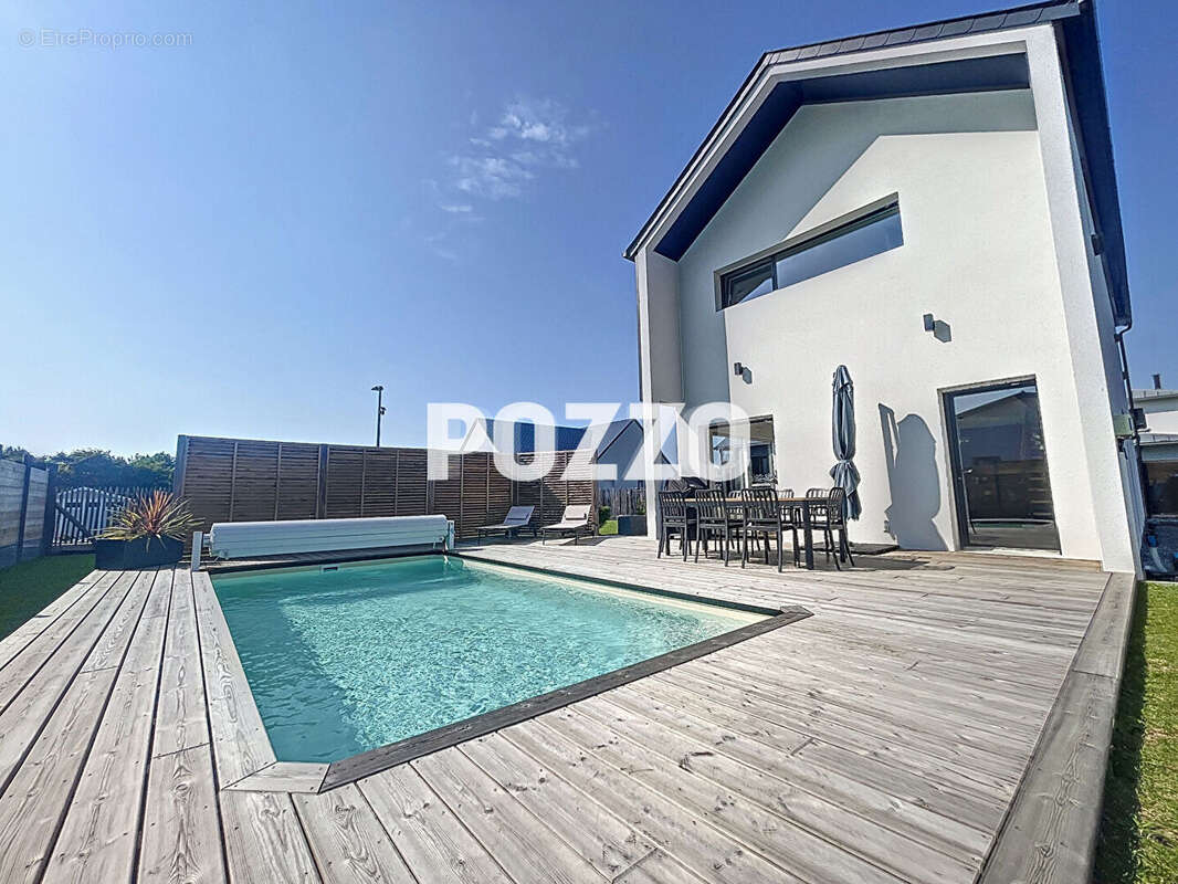 Maison à SAINT-PAIR-SUR-MER