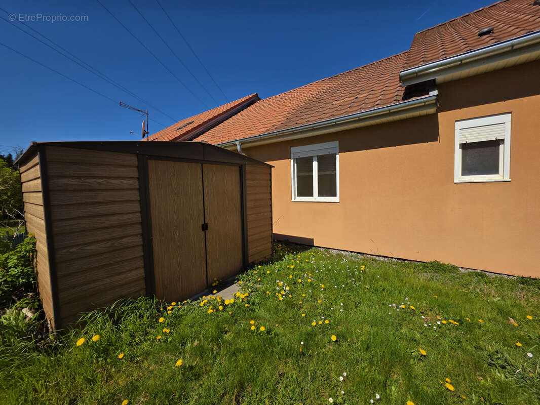 Maison 4 Chambres 133m2 LURE sur 5 ares 29 centiares de terrain - photo 12