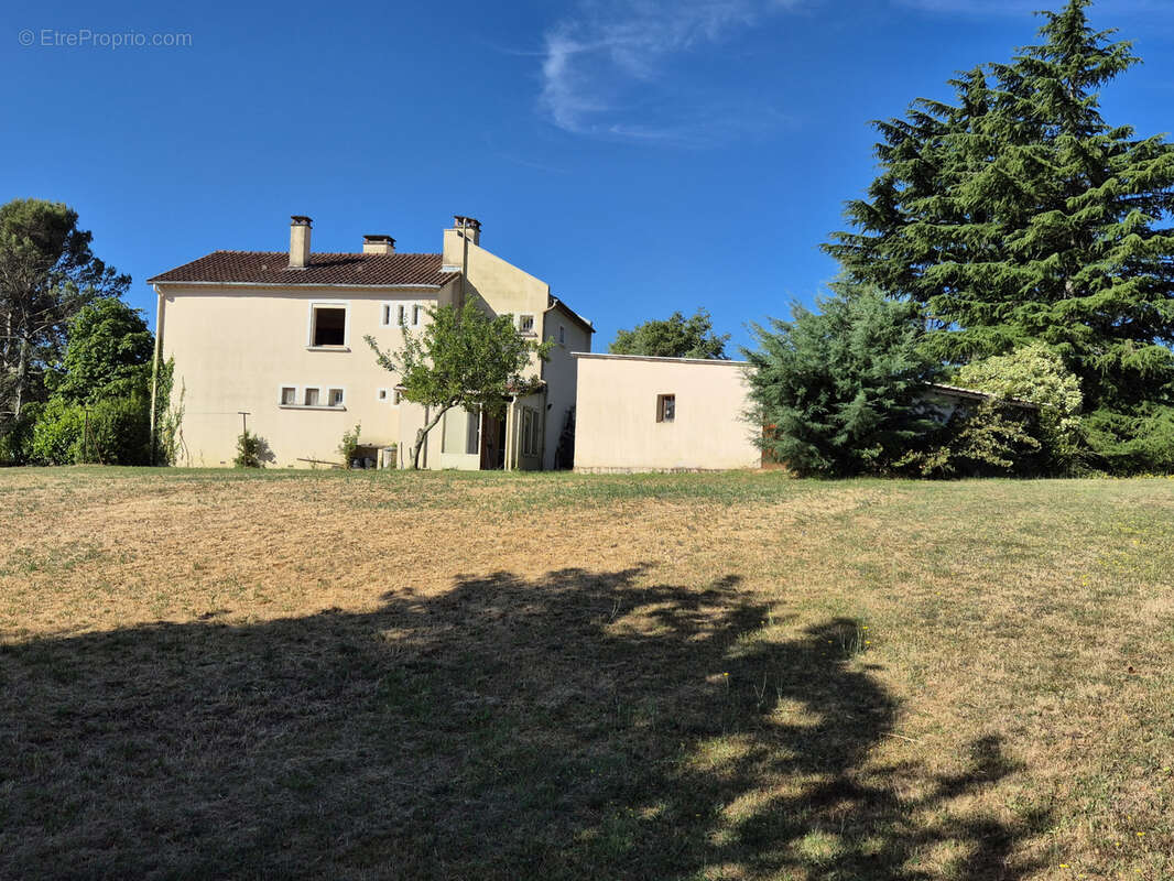Maison 171 m2 terrain 5894 m2 - photo 14