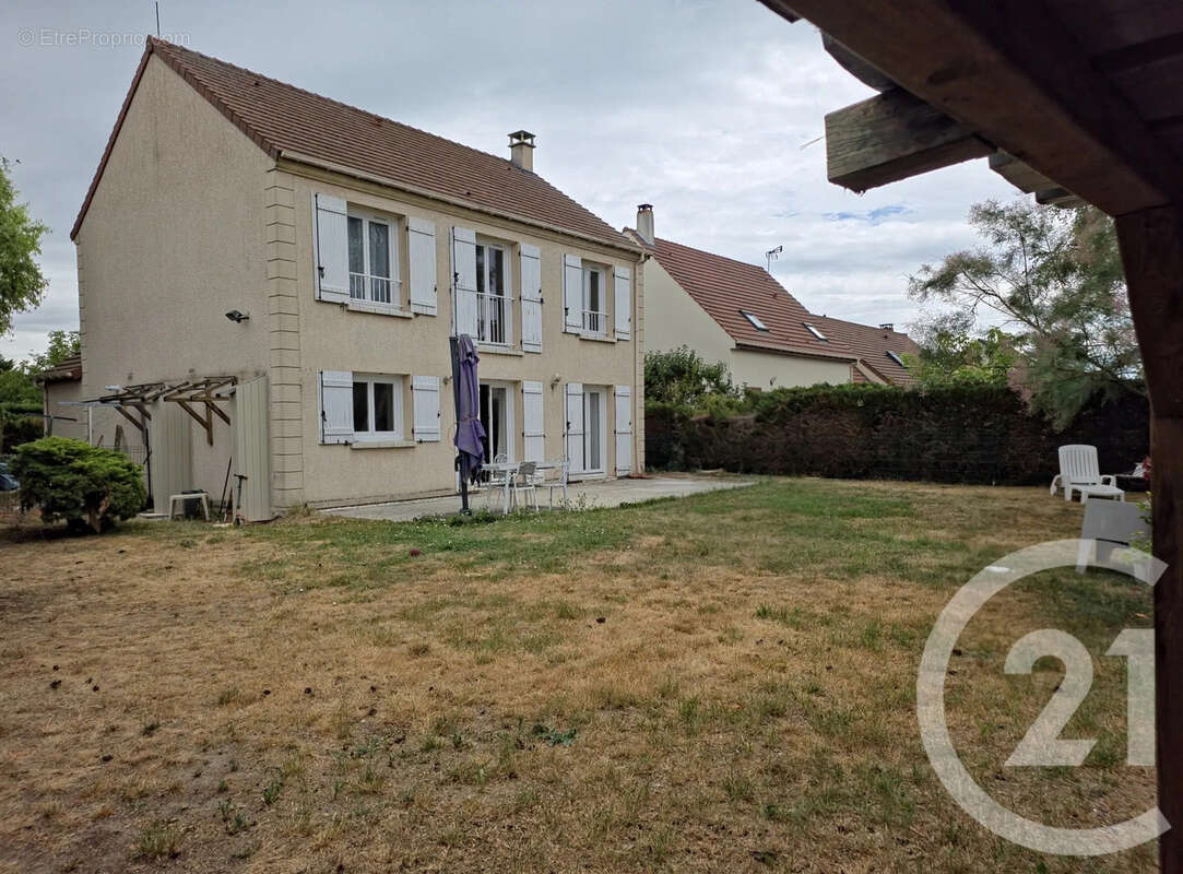 Maison 111 m² à Chelles  - photo 11