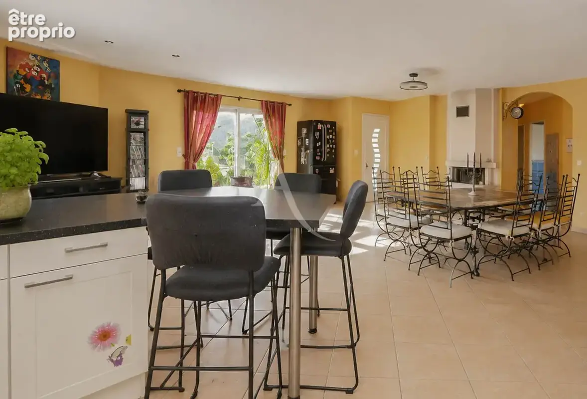 BARINQUE, maison de plain-pied 5 chambres, DPE C, 144 m², terrain 1 820 m² - photo 2