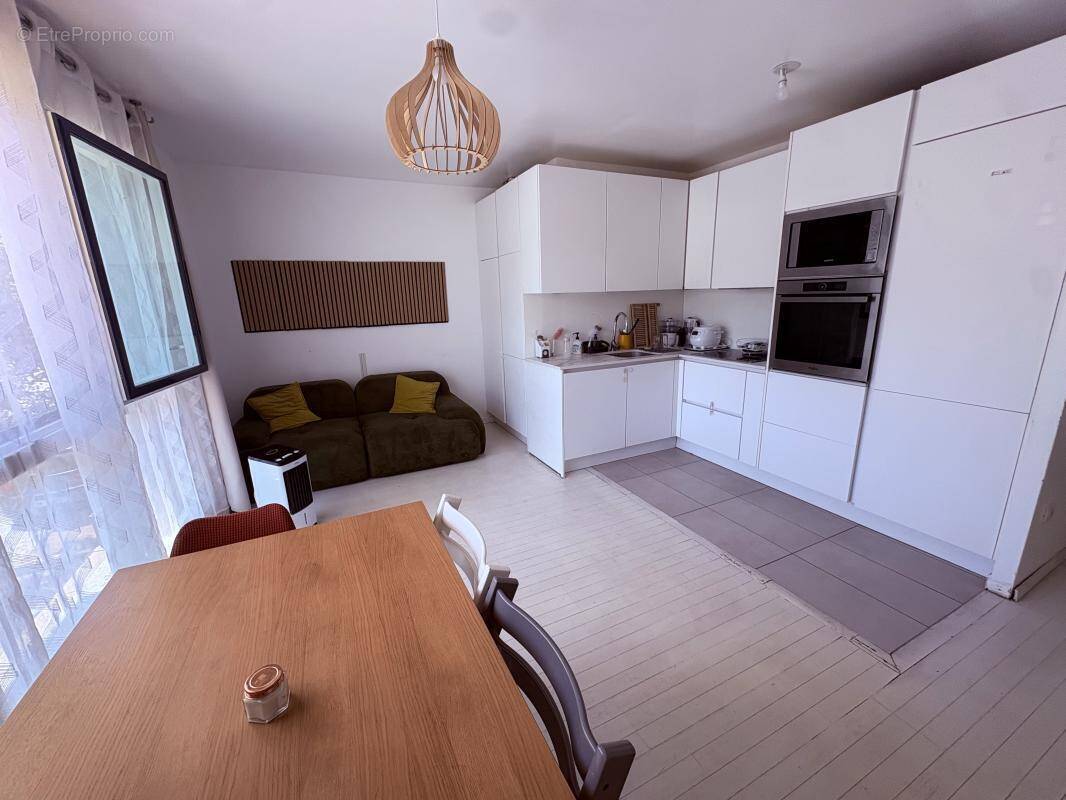 Appartement à RUEIL-MALMAISON