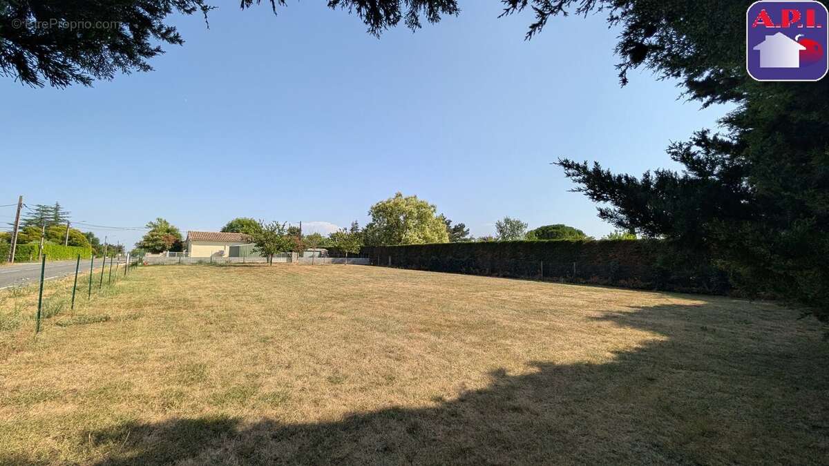 Terrain 990 m² à Saint-Leon  - photo 5