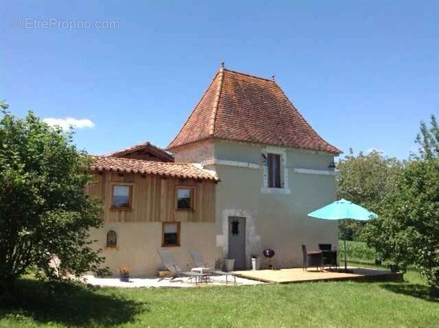 Maison à AUBETERRE-SUR-DRONNE