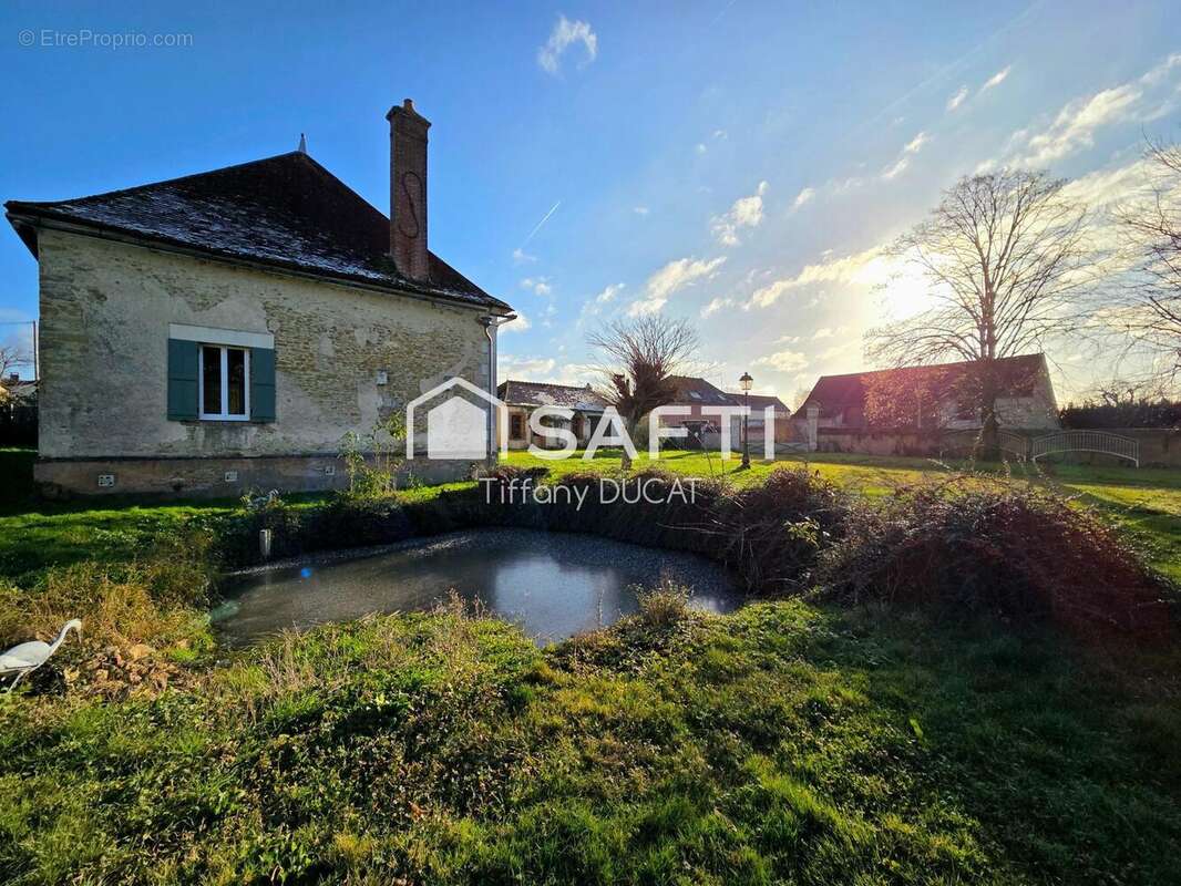 Maison 245 m² à Butteaux  - photo 3