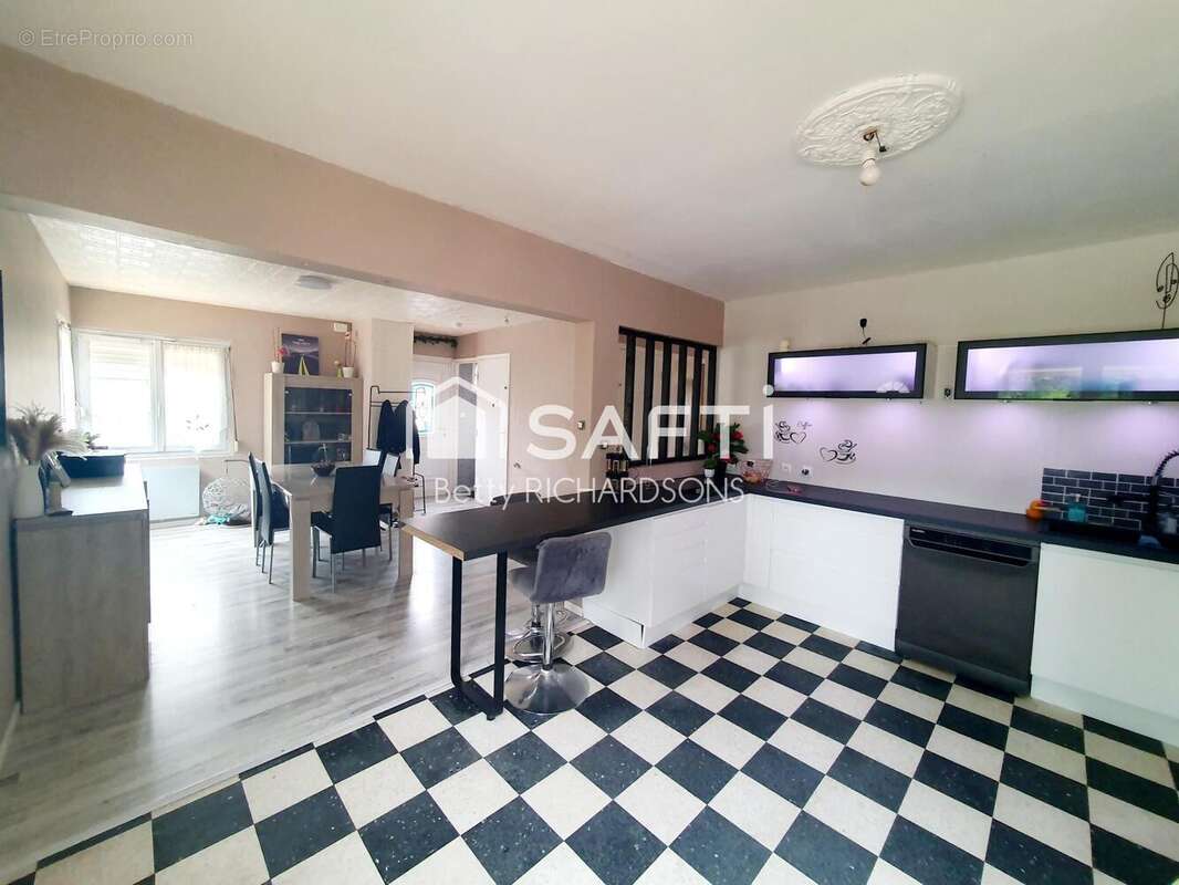 Photo 8 - Maison à MERICOURT