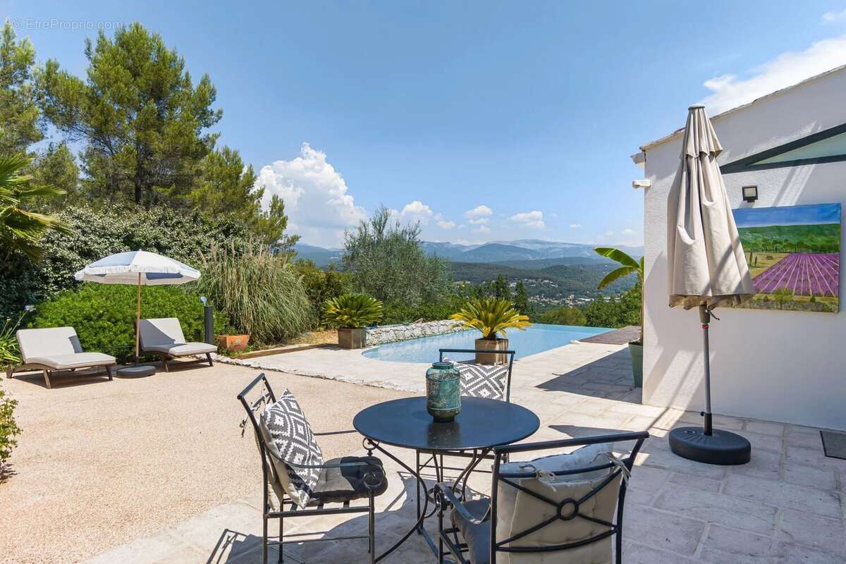 Villa d’exception à Tourrettes avec vue spectaculaire - photo 39