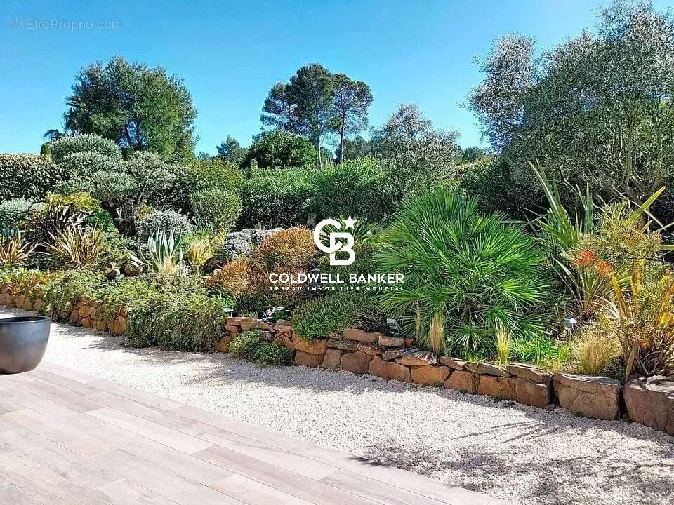 Maison à SAINT-RAPHAEL