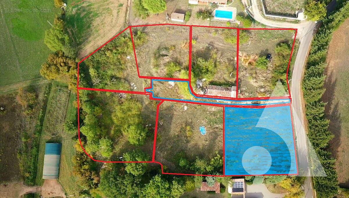 Terrain à VILLECROZE