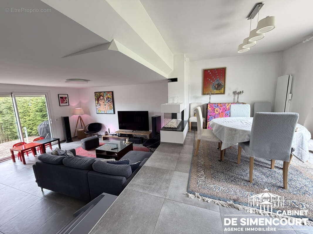 Maison à SAINT-FUSCIEN