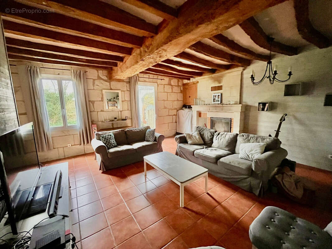 Maison à EPIEDS