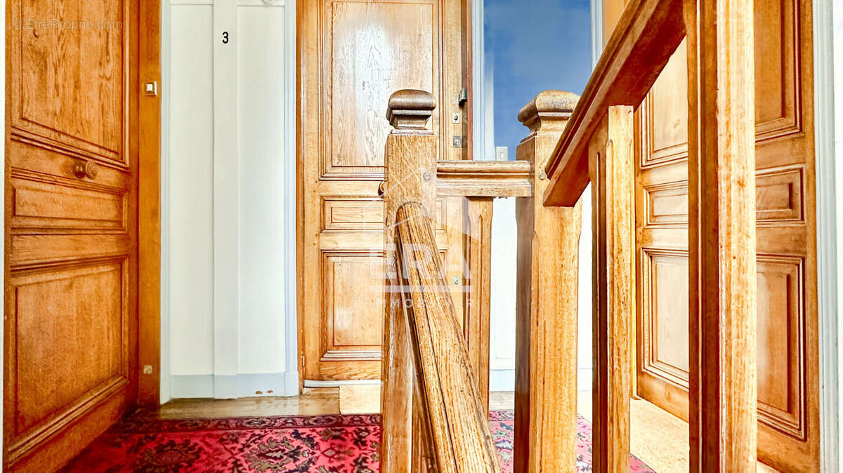 Appartement à PARIS-10E