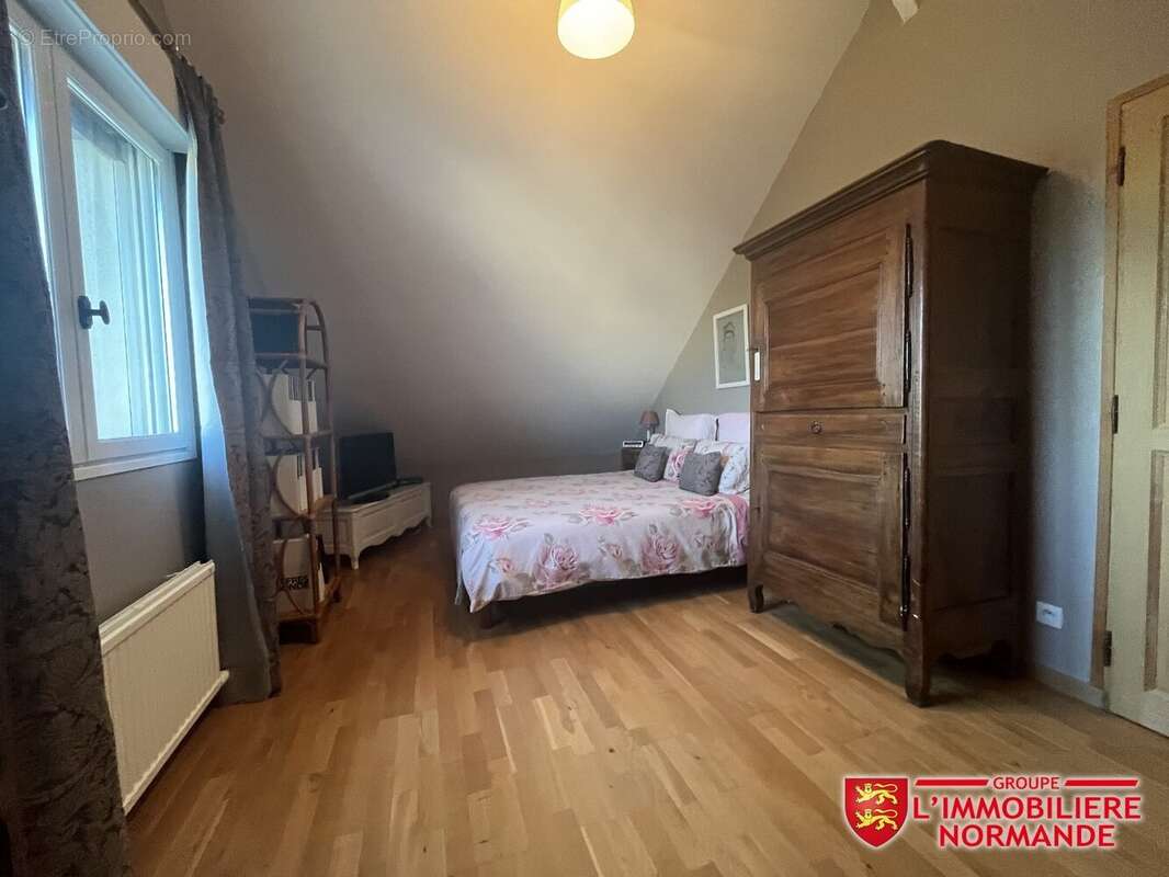 Maison familiale 180m² - 8 pièces - 5 chambres - photo 12