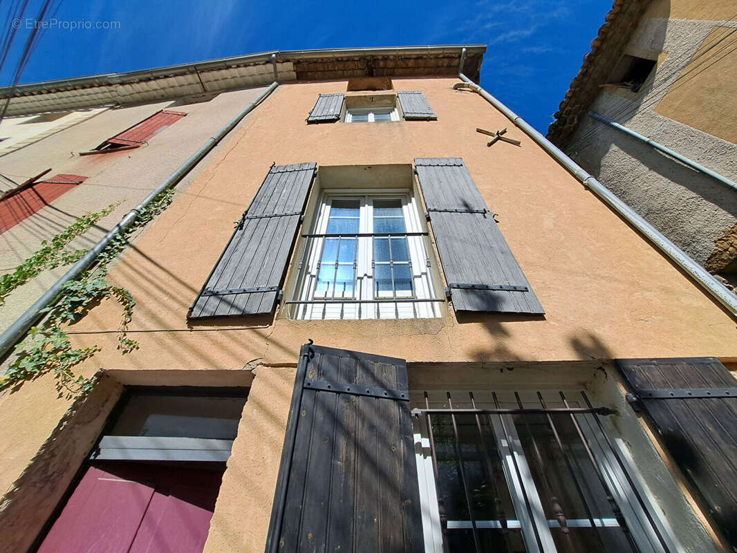 Maison à MALAUCENE