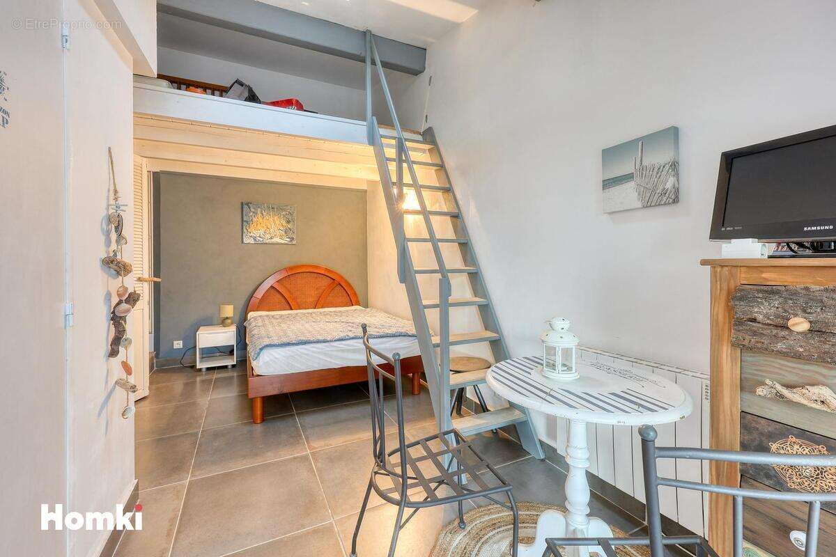 Maison à SIX-FOURS-LES-PLAGES